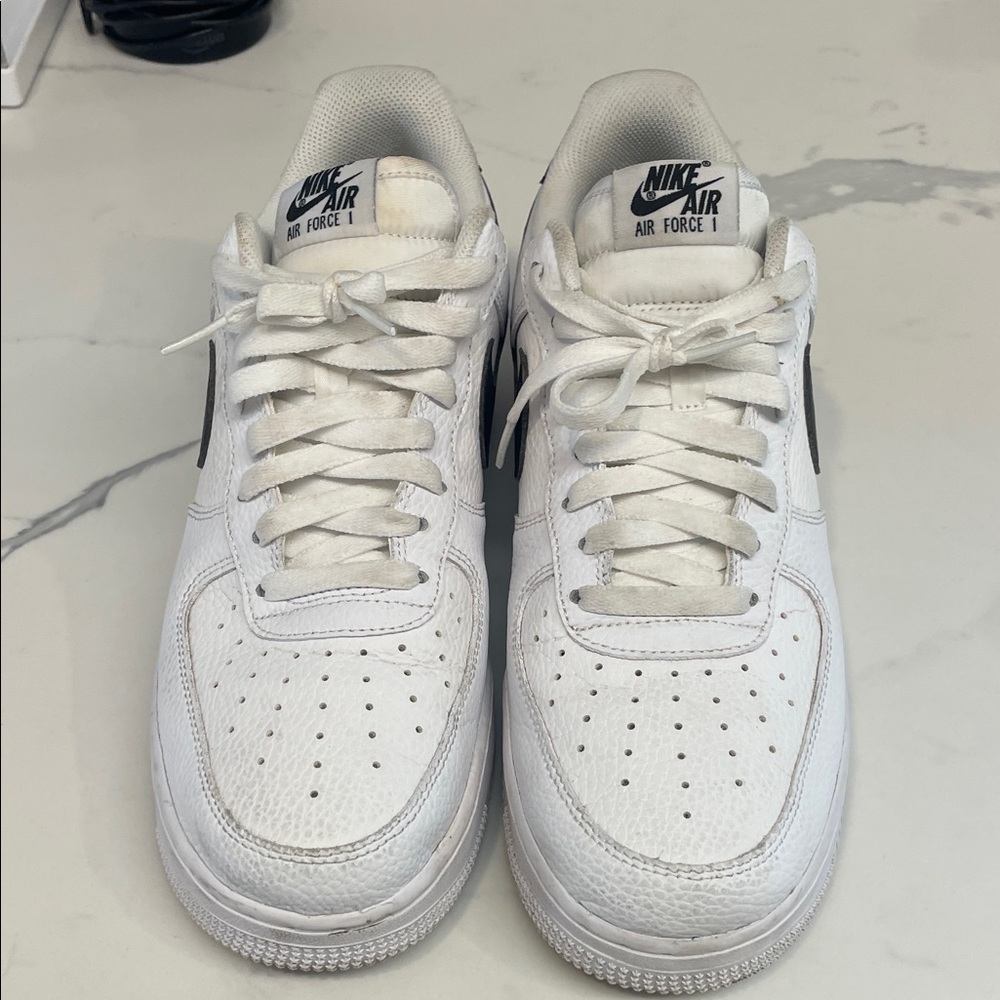 Nike Air Force 1 '07 - Men's Size 11 - Great Condition - Hardly Worn